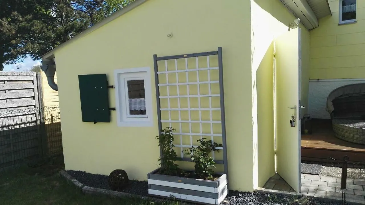 グンツェンハウゼン Haus Liebevoll In Wald 102ヴィラ
